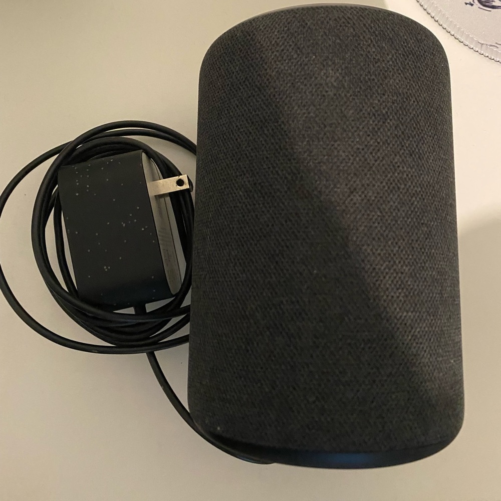 Alexa echo 3rd generation grey speaker